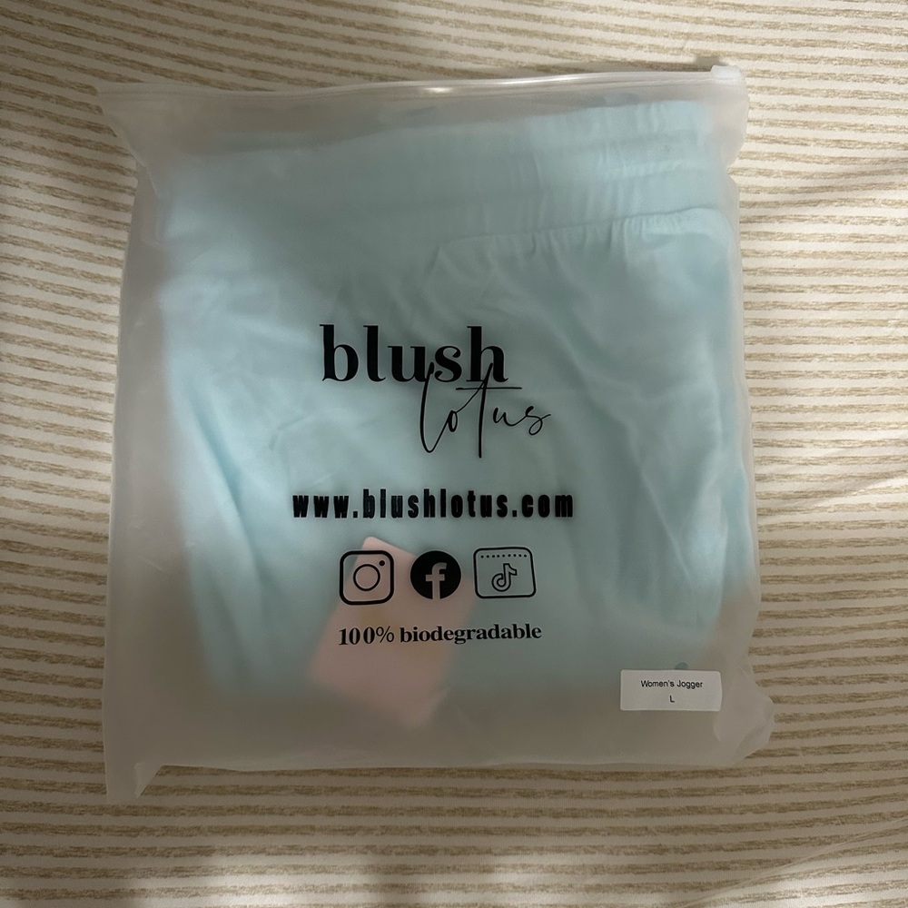 Blush Lotus Mint Julep Women's Joggers